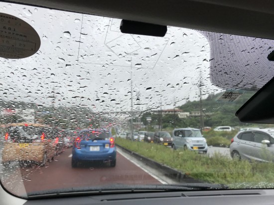 大雨渋滞
