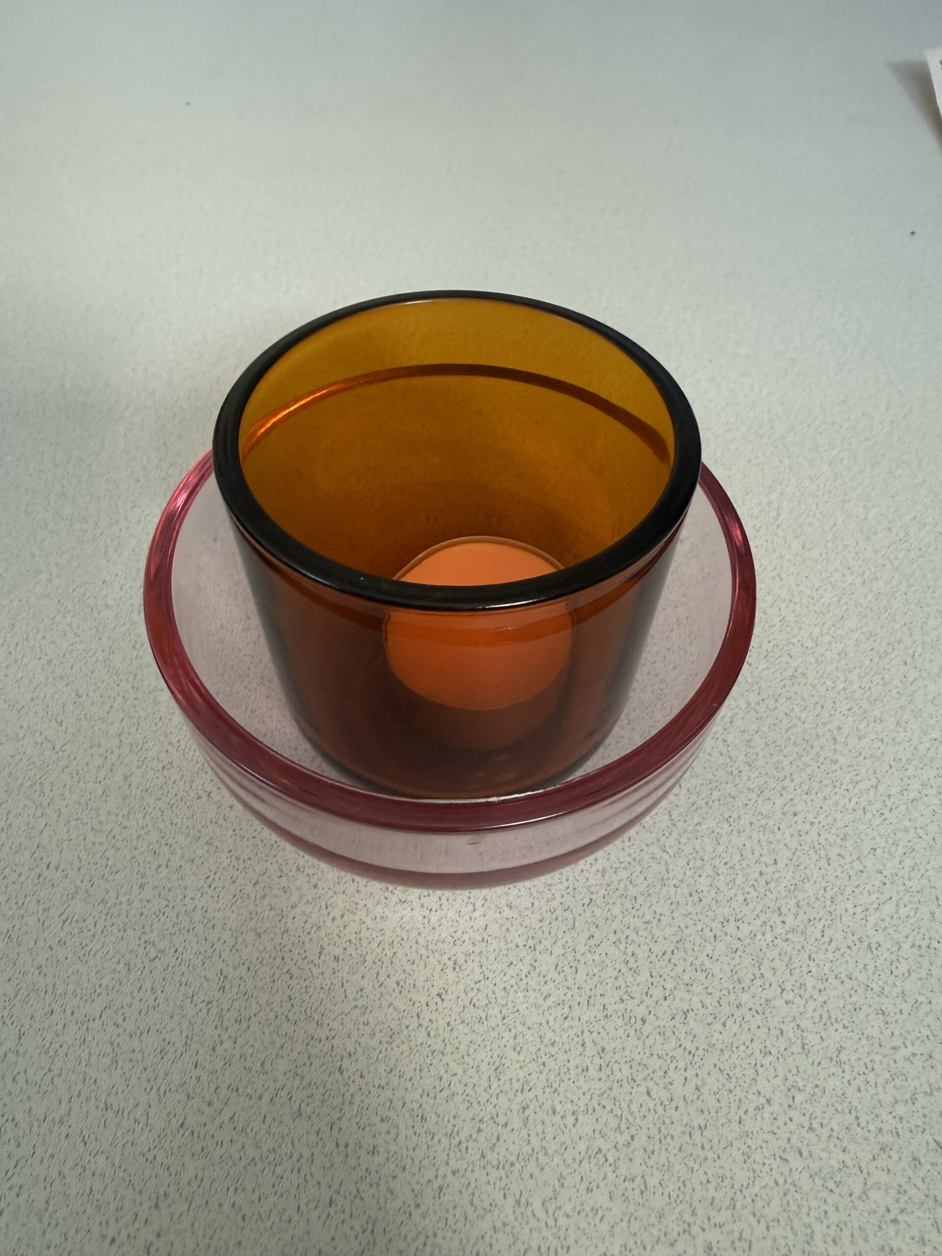 キャンドル入れ